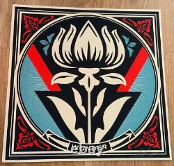 SHEPARD FAIREY TRANSITION Revolutionary Love serigraphie SIGNEE OBEY GIANT 250 E