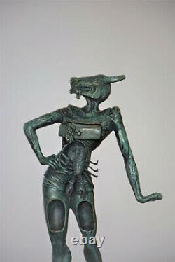 Statue le Minotaure Salvador Dali
